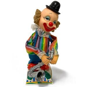The Saxophonist Mr. Bob Fu Shin Toys Clown Musical Light Up 13 Inch